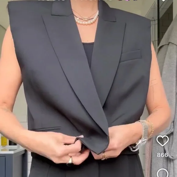 Zara Cropped Sleeveless Blazer Vest - Picture 4 of 9